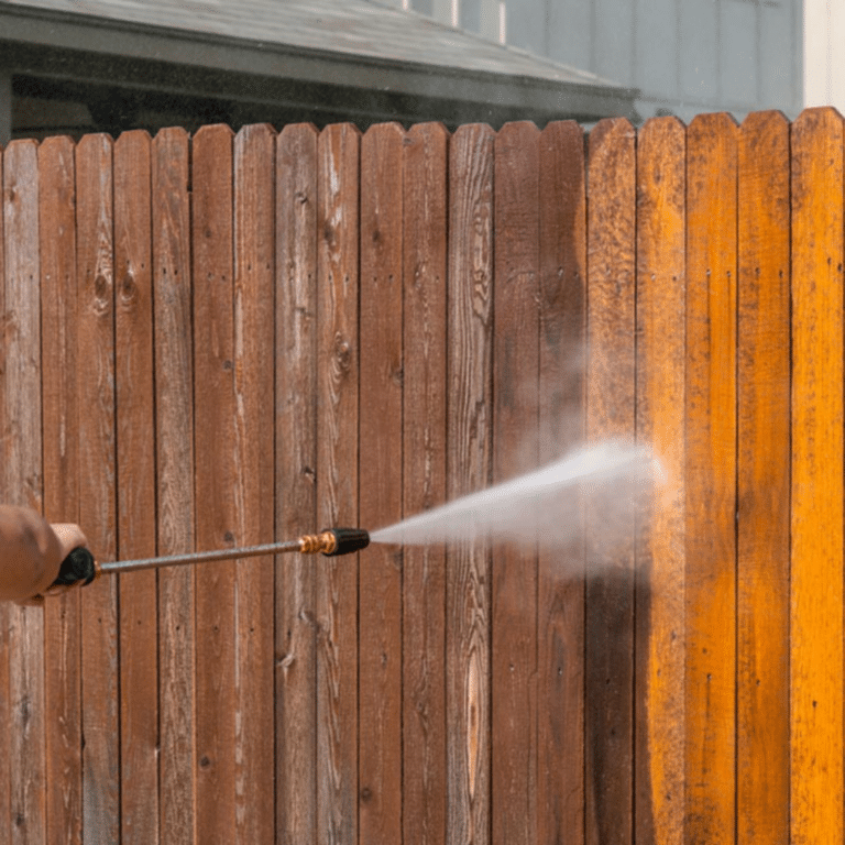 Fence Cleaning Company in Chicago, IL